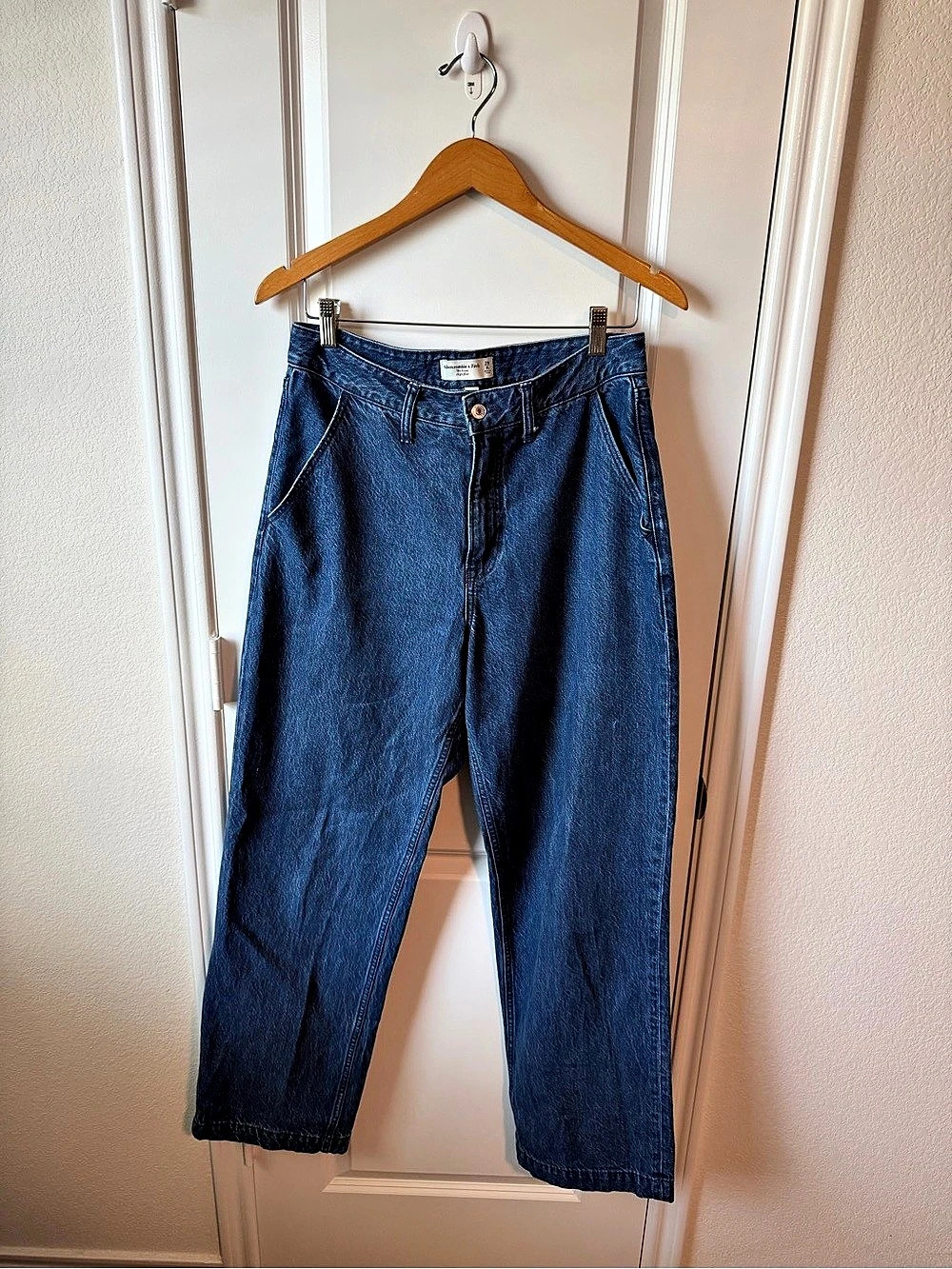 Abercrombie & Fitch The Loose High Rise Curve Love Jeans